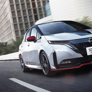 日産 ノートオーラNISMO