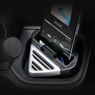 N-BOX専用スマホスタンド ミュージックドリップ［NZ266］