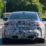 BMW M4クーペ 改良新型プロトタイプ（スクープ写真）
