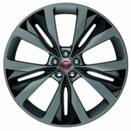 世界限定2000台のジャガー F-PACE ファーストエディション、50台を日本導入