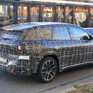 BMW ノイエ・クラッセ SUV プロトタイプ（スクープ写真）