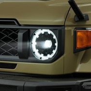 Bi-Beam LEDヘッドランプ（マニュアルレベリング機能付）＋LEDクリアランスランプ（デイタイムランニングランプ）