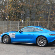 メルセデスAMG GT 43 直6モデルのプロトタイプ（スクープ写真）
