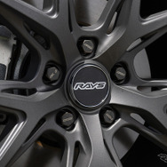 レイズ ベルサスVV21S／20×8.5J IN38 245/45R20