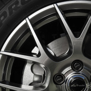 MID Lefinada MOTION3／19×7.0J IN40 235/55R19