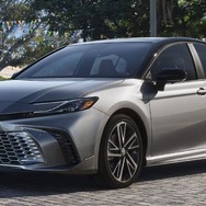 トヨタ・カムリ 新型の「XSE」