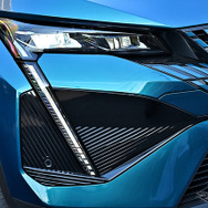 プジョー 408 PHEV