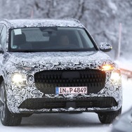 アウディ Q7 次期型と見られるプロトタイプ車両（スクープ写真）