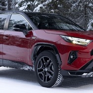 トヨタ RAV4 プラグインハイブリッド の「GRスポーツ」（欧州仕様）