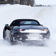 ポルシェ 718ボクスター EV プロトタイプ（スクープ写真）