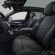 BMW i5 ツーリング の「M60 xDrive」