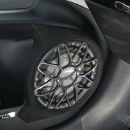 スピーカーユニットにはフォーカルノユートピアM 6WMをチョイス。プロテクションを施して普段の使い勝手にも考慮。