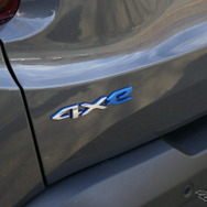 ジープ レネゲード LIMITED 4×e