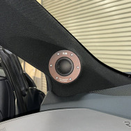 「パワーアンプ内蔵DSP」を積んだ「サウンドカーペンター」のデモカー。