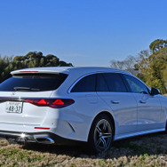 メルセデスベンツ E200ステーションワゴン・アバンギャルド