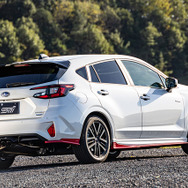 スバル インプレッサ × STI