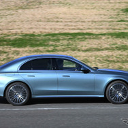 メルセデスベンツ Eクラス 新型（E350e）