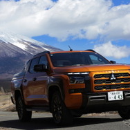 三菱 トライトン 新型