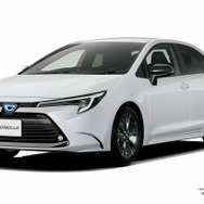 トヨタ カローラ W×B（ハイブリッド車・2WD）