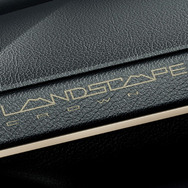 トヨタ クラウン 特別仕様車 CROSSOVER RS“LANDSCAPE” 専用マーク（インストルメントパネル ： レーザー刻印）