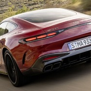 メルセデスAMG GT 新型の「63 4MATIC+クーペ」（参考）