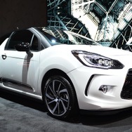 DS 3 ソー・パリジェンヌ（東京モーターショー15）