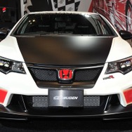 無限 シビック TYPE R コンセプト（東京オートサロン16）