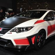 無限 シビック TYPE R コンセプト（東京オートサロン16）