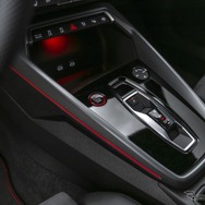 アウディS3スポーツバック改良新型