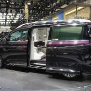 紅旗 EQ9 PHEV 定制（北京モーターショー2024）