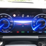 メルセデスベンツ EQA 250＋