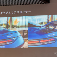 電動格納式のリトラクタブルリアスポイラーは、停止時は大型のテールゲートに一体化されている。