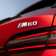 BMW i5 ツーリング の「M60 xDrive」