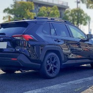 FLEX Z［VSAAG-C1AS3］RAV4ハイブリッド装着例（フロント：60mmダウン / リア：55mmダウン）