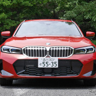 BMW 320d xDriveツーリング