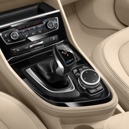 BMW 225xeアクティブ ツアラー