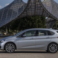 BMW 225xeアクティブ ツアラー