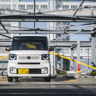Honda新型N-BOX純正アクセサリー装着車