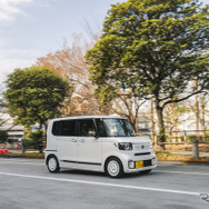 Honda新型N-BOX純正アクセサリー装着車