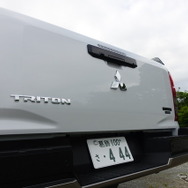 三菱 トライトン