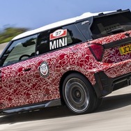 MINI ジョンクーパーワークスE のプロトタイプ