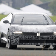 BMW ノイエ・クラッセ・クーペ（仮）プロトタイプ（スクープ写真）