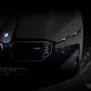 外装までアルカンターラを採用したBMW『XM』