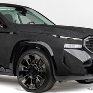 外装までアルカンターラを採用したBMW『XM』