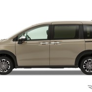 ホンダ・フリード CROSSTAR