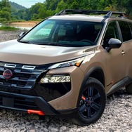 日産 ローグ Rock Creek エディション