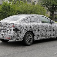 BMW 2シリーズ・グランクーペ新型か改良新型のプロトタイプ