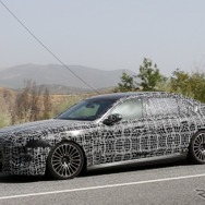 BMW 7シリーズ 改良新型のプロトタイプ