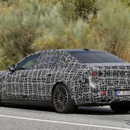 BMW 7シリーズ 改良新型のプロトタイプ