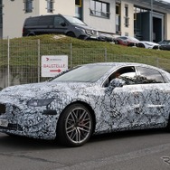 メルセデスAMG CクラスEVのプロトタイプ